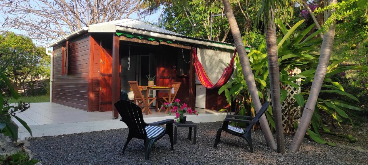 Bungalow Tout Confort Avec Piscine Partagee A 5 Mn De La Mer Saint-Francois  Exterior foto